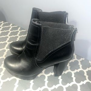 Steve Madden Heeled Boot